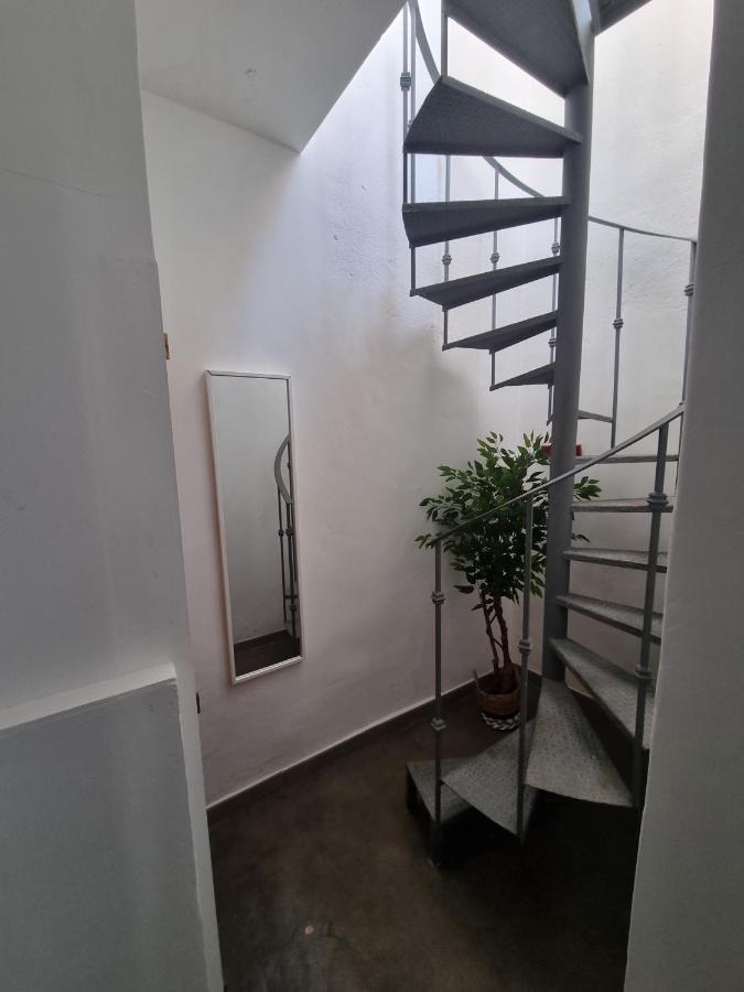 Апартаменты Town House With Roof Terrace - Old Town Марбелья Экстерьер фото